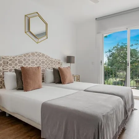 Holiday home Preciosa Casa En Aloha Golf *