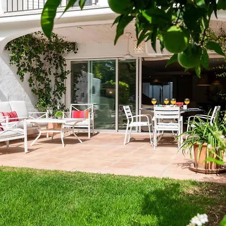 Holiday home Preciosa Casa En Aloha Golf
