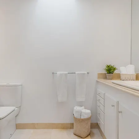 Preciosa Casa En Aloha Golf Holiday home
